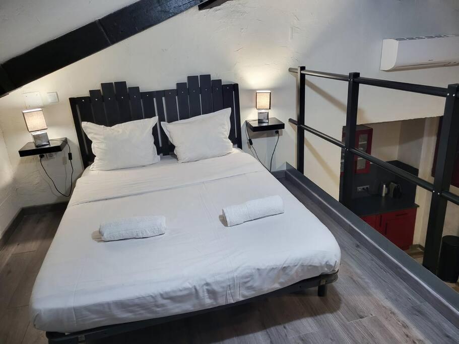 Apartment Loft Idealement Place Mer, Aeroport, Centre