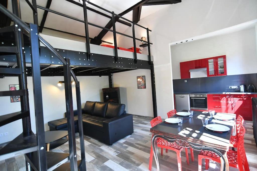 Loft Idealement Place Mer, Aeroport, Centre